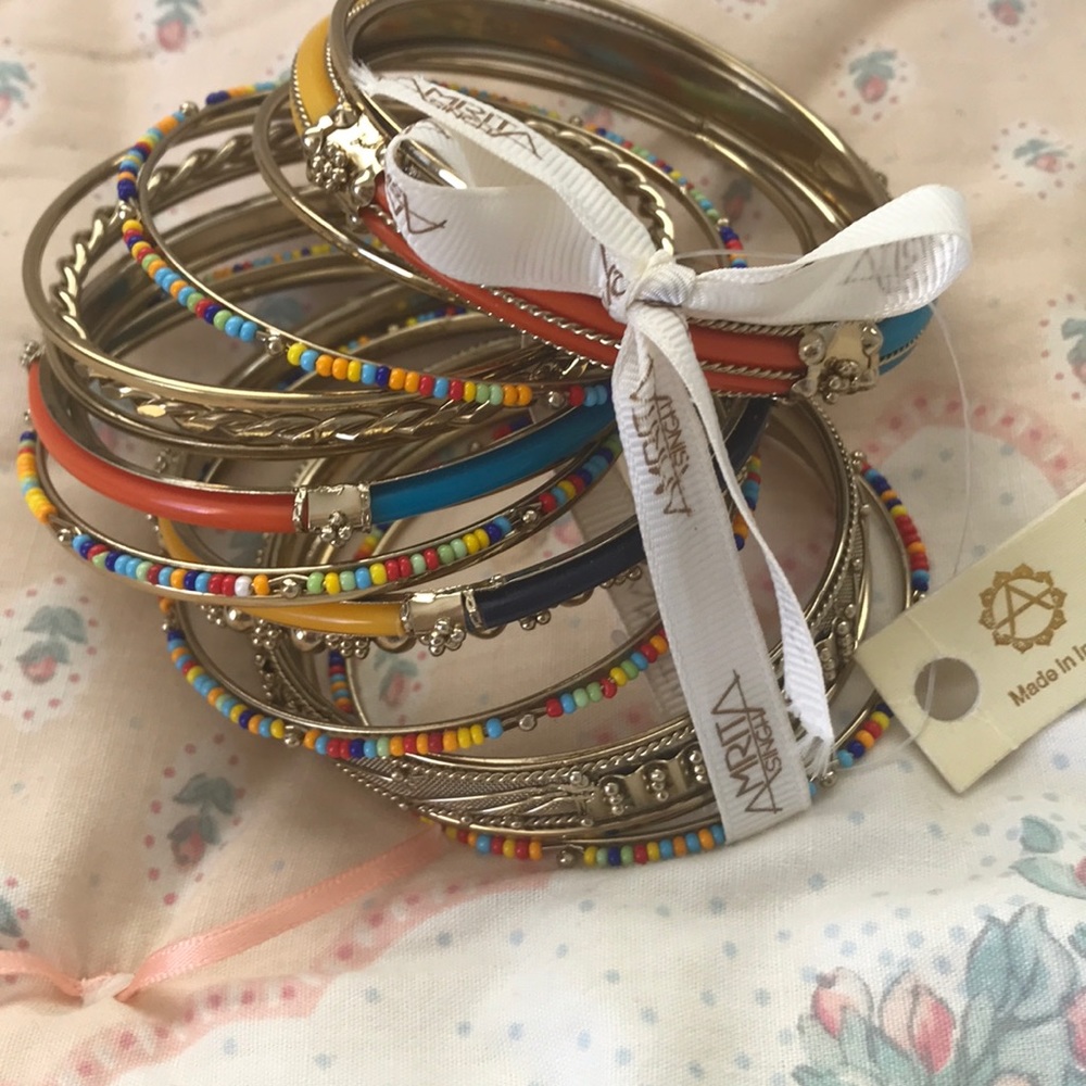 Bracelet - Picture 2 of 3